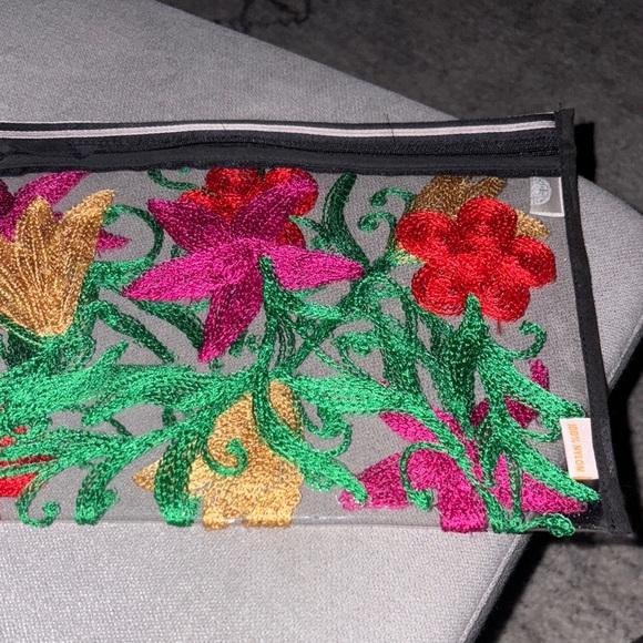 Floral Embroidered Transparent Clutch/bikini bag zip closure - Picture 3 of 8